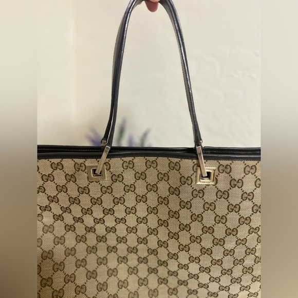 EUC Gucci Canvas Tote in rarely used condition - Picture 9 of 17